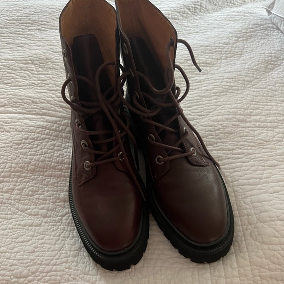 Madewell Dark Cabernet Chunky Boots - Picture 7 of 7